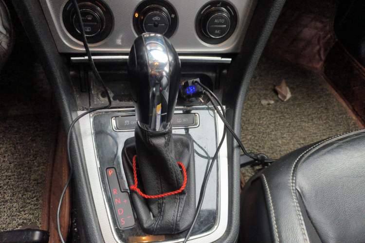 Used Volkswagen Gran Lavida 2014 1.4TSI Automatic 30th Anniversary Edition
