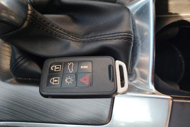 Used Volvo XC60 2015 T5 AWD Zhiyuan Edition Vehicle Key