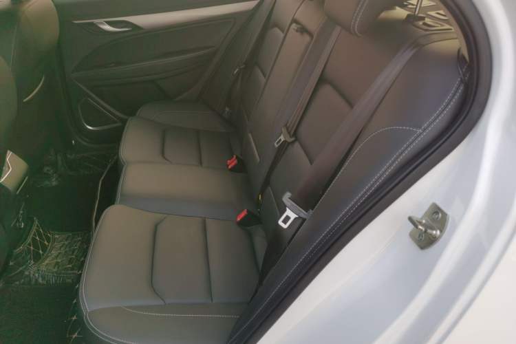 Used Geely Auto Emgrand 2018 1.5L CVT Upward Connect Edition