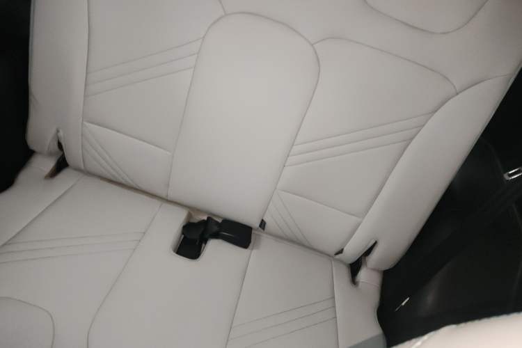 Used Chery Little Ant 2021 200 000-Yuan Ant Fan Edition Talent Version NMC Battery 301 km
