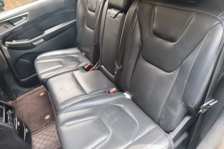 Used Ford Edge 2015 2.0T GTDi Four-Wheel Drive Prestige Model Left Rear Seat