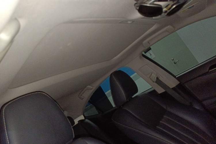 Used Lexus ES 2017 300h Mark Levinson Comfort Edition Headliner