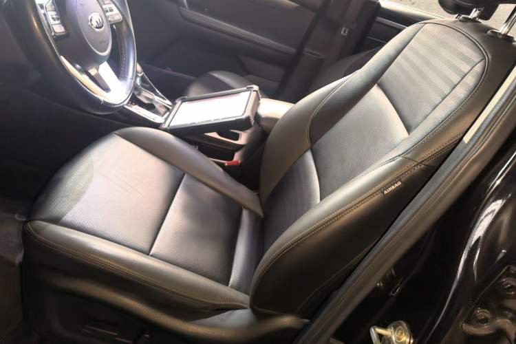 Used Kia Sportage R 2019 2.0L Automatic Smart Luxury Edition
