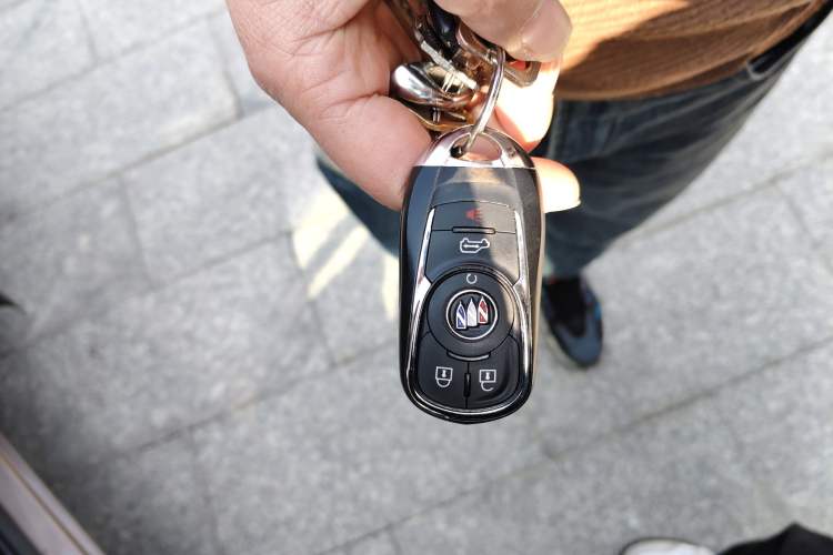 Used Buick GL8 2020 Land Business Class 652T Luxury Model
