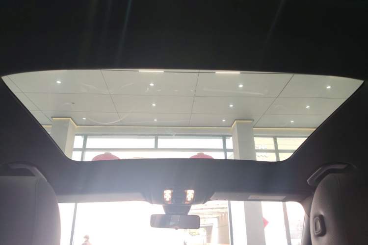 Used Mercedes-Benz GLB 2020 GLB 200 Dynamic Edition Headliner