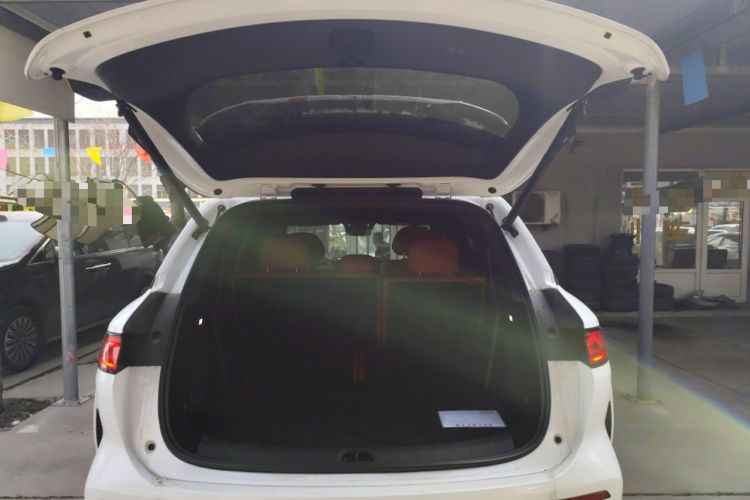 Used BYD Tang L 2025 DM 200KM Four-Wheel Drive LiDAR Flagship Model
