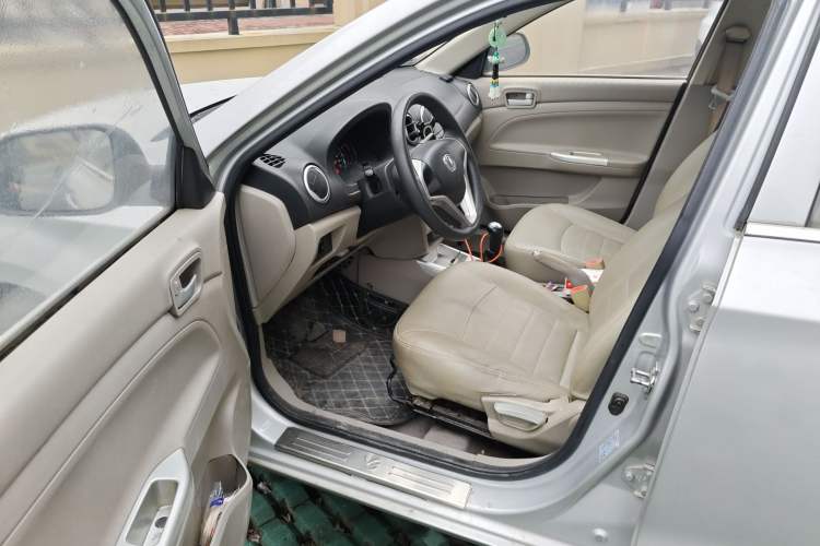 Used Changan Alsvin V3 2012 1.3L Manual Comfort Version China IV Standard