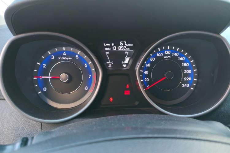 Used Hyundai Elantra (5th Generation / Langdong) 2016 1.6L Manual Fashion Edition Instrument Cluster