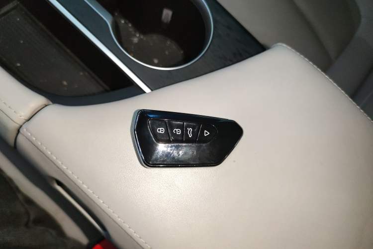 Used Buick GL8 2025 Lu Zun Deluxe Edition Vehicle Key