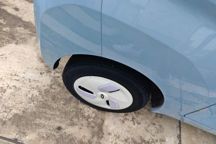 Used Chery New Energy QQ Ice Cream 2022 170km Sundae Phosphate Lithium-Ion