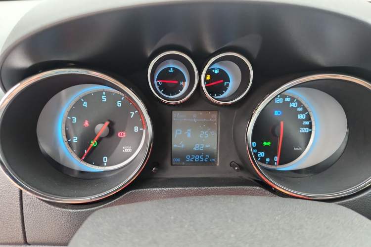 Used Changan CS35 2014 1.6L Automatic Luxury Navigation Model China IV Standard