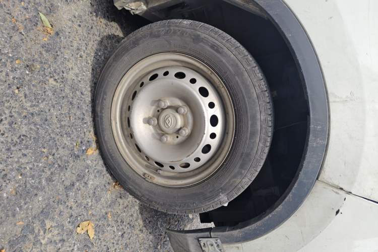 Used SAIC MAXUS EV30 2021 Pure Electric Smart Logistics Expert with Long Wheelbase—CATL