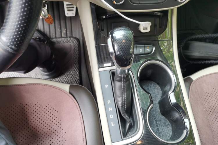 Used Buick Verano 2015 Sedan 15S Automatic Leading Model Gear Lever