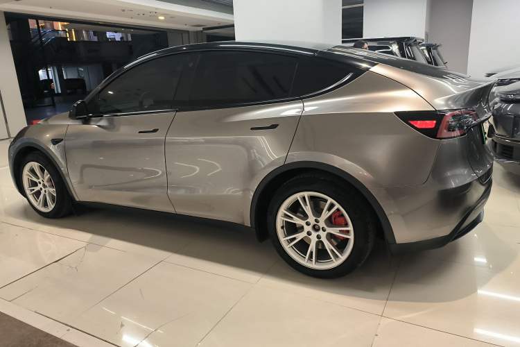 Used Tesla Model Y 2022 Rear-Wheel-Drive Version