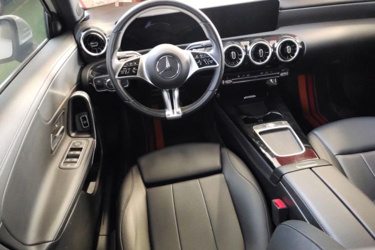 Used Mercedes-Benz A-Class 2023 A 180 L Steering Wheel