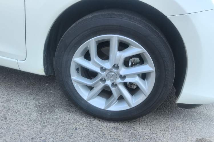 Used Nissan Tiida 2021 1.6L CVT Smart Drive Edition Right Front Wheel Hub