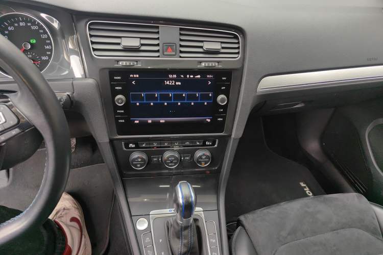 Used Volkswagen Golf Pure Electric 2020 Chariot Pro Audio And AC Panel