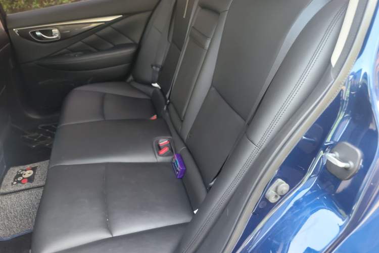 Used Infiniti Q50L 2016 2.0T Comfort Edition
