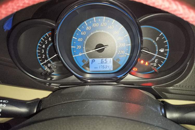 Used Toyota YARiS L Zhi Xuan 2014 1.5G Automatic Xuan Dong Edition