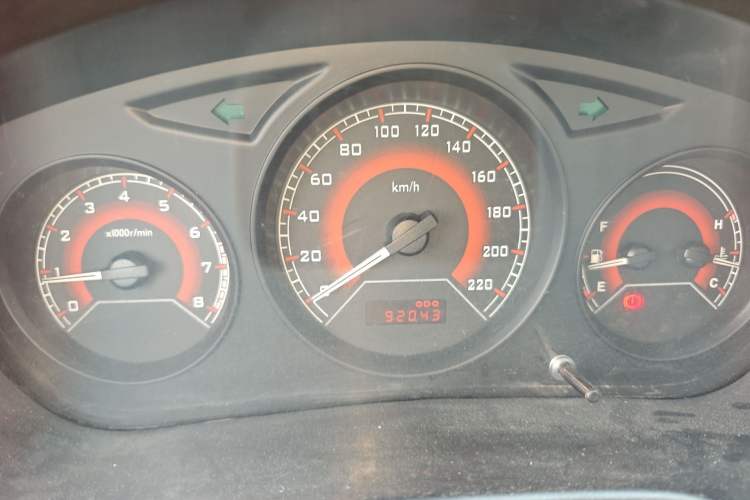 Used Soueast V3 Lingyue 2012 1.5L Manual Happiness Edition