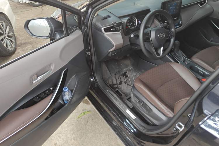 Used Toyota Allion 2021 2.0L Deluxe Edition Driver Seat