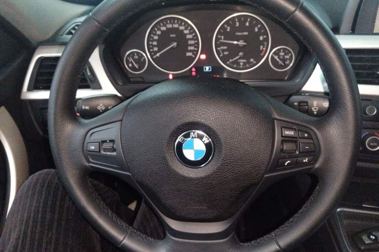 Used BMW 3 Series 2014 320Li Fashion Model