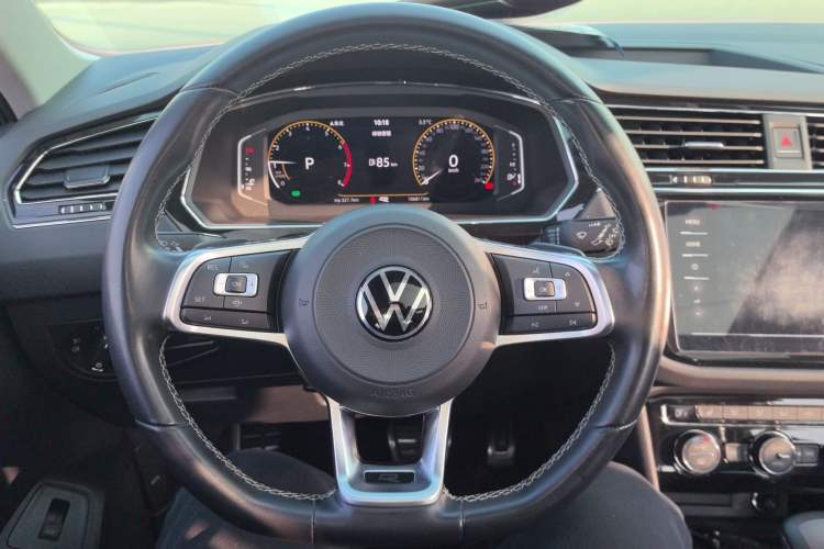 Used Volkswagen Tiguan L 2021 330TSI Automatic Two-Wheel Drive R-Line Enhanced Edition