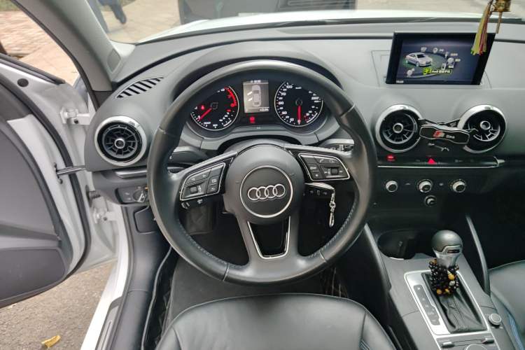 Used Audi A3 2019 Limousine 35 TFSI Fashion Edition China VI Emission Standard