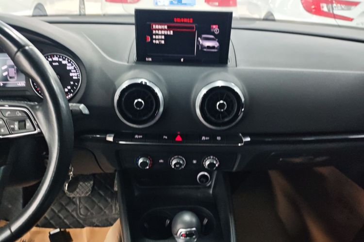 Used Audi A3 2019 Limousine 35 TFSI Fashion Edition China V standard