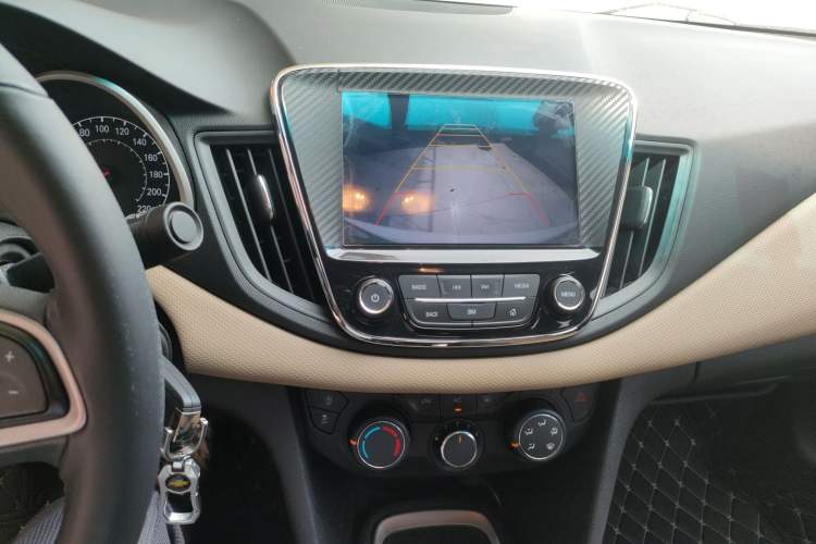 Used Chevrolet Monza 2021 320 Automatic Enjoyment Sunroof Edition
