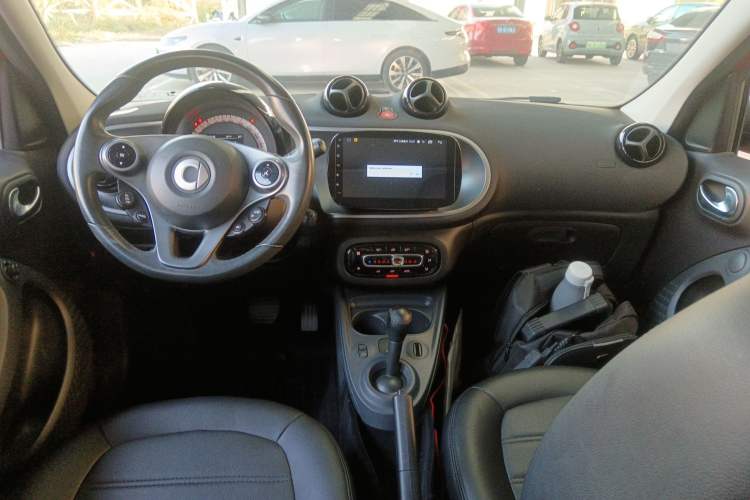 Used smart forfour 2016 1.0L 52 kW Passion Edition