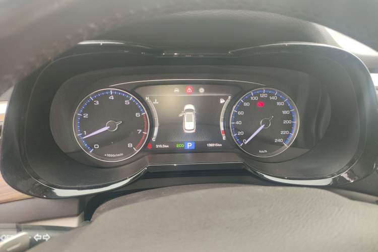 Used GAC Trumpchi GS8 2017 320T Two-Wheel Drive Luxury Smart Connectivity Version (7 Seats)
