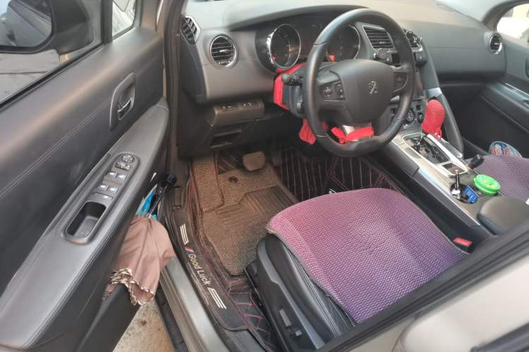 Used Peugeot 3008 2016 2.0L Automatic Trend Edition
