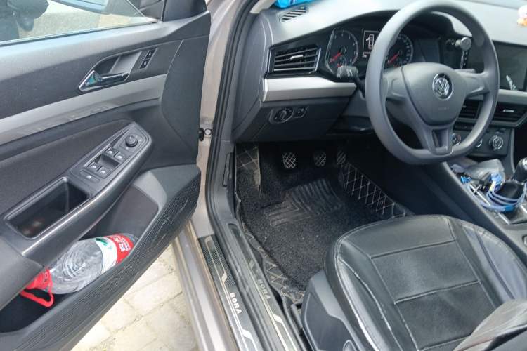 Used Volkswagen Bora 2019 1.5L Manual Fashion Edition
