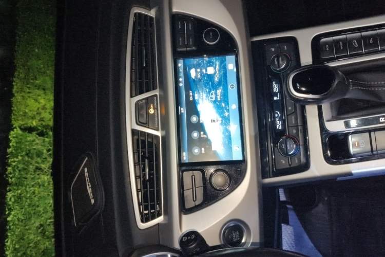 Used Geely Auto Emgrand X7 Sport 2016 1.8TD Automatic ZhiZun Version