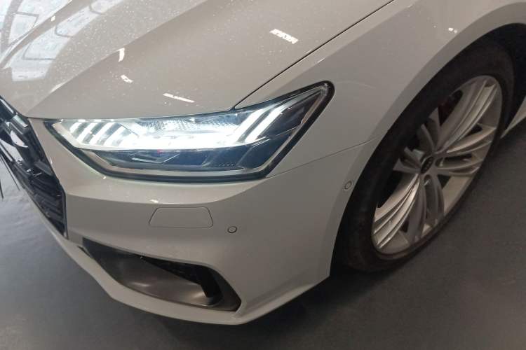 Used Audi A7L 2024 45 TFSI quattro Luxury Edition Left Front Headlight