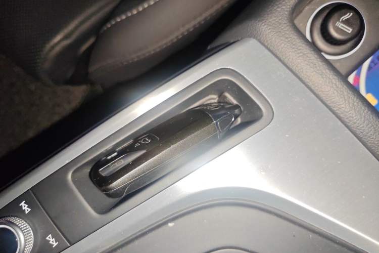 Used Audi A4L 2022 40 TFSI Fashion Dynamic Model
