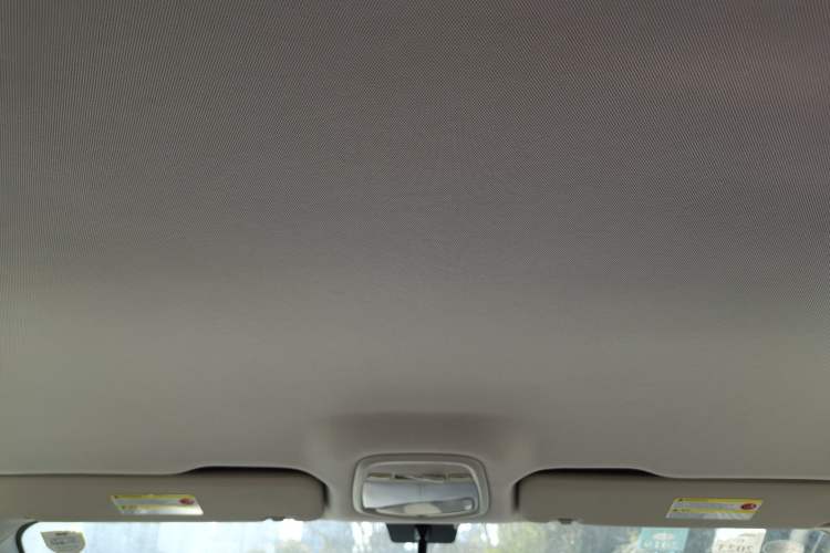 Used SAIC MAXUS G10 2016 2.0T Manual Elite Edition Headliner