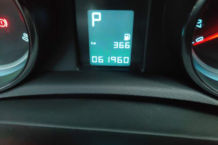 Used Buick Encore 2015 1.4T Automatic Two-Wheel Drive Urban Leading Model
