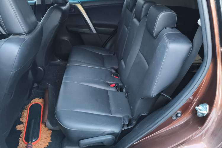 Used Toyota RAV4 2015 2.5L Automatic 4x4 Elite Edition