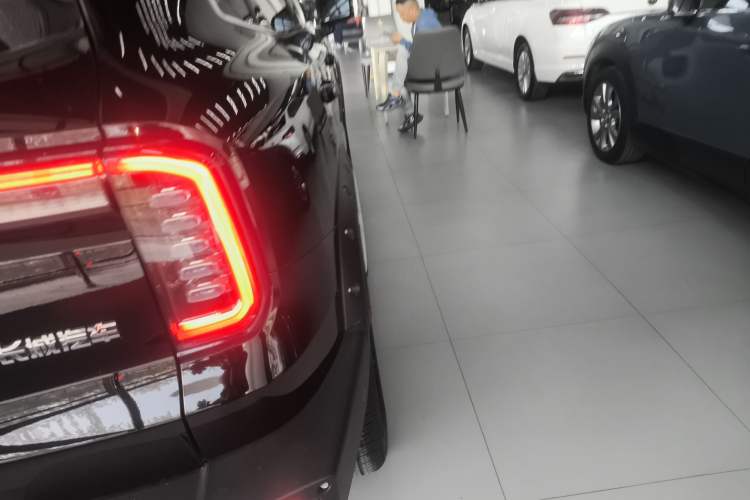Used Haval DARGO 2022 1.5T DCT Two-Wheel Drive Mastiff Pursuit Edition Right Rear Taillight