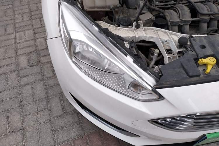 Used Ford Focus 2017 Sedan 1.6L Automatic Fashion Edition Smart Drive Version
