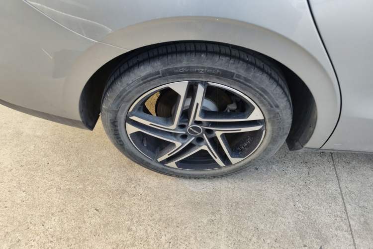 Used Roewe D7 2023 DMH 125km Flagship Edition