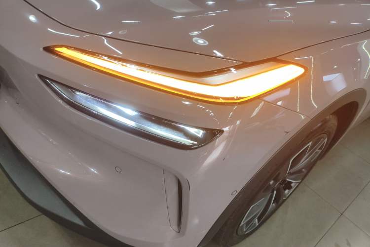 Used ONVO L60 2024 60 kWh Rear-Drive Version
