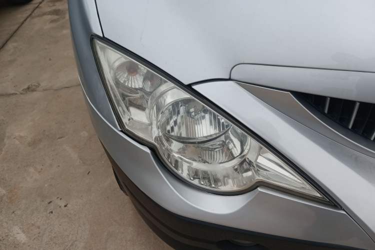 Used SsangYong Actyon 2011 2.0T Two-Wheel-Drive Luxury Diesel Edition
