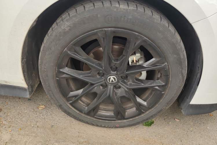 Used CHANGAN UNI-V 2024 1.5T Prestige Edition
