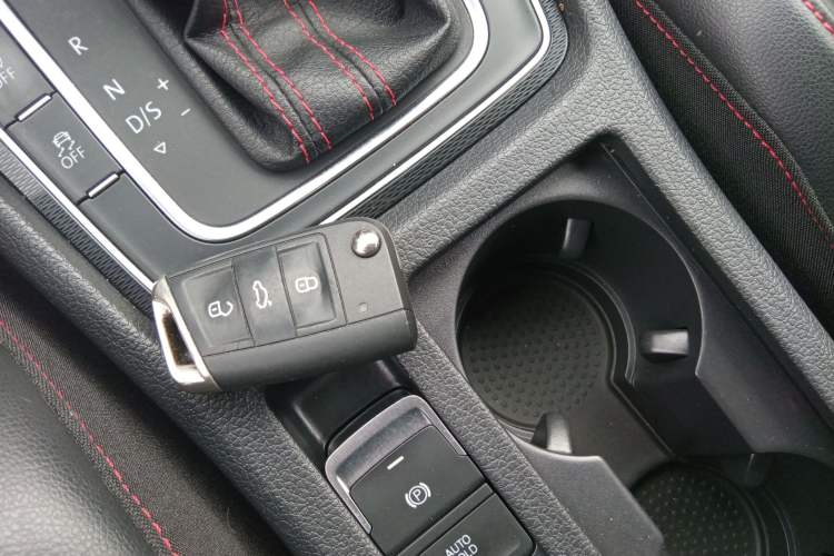 Used Volkswagen Golf GTI 2016 2.0 TSI GTI