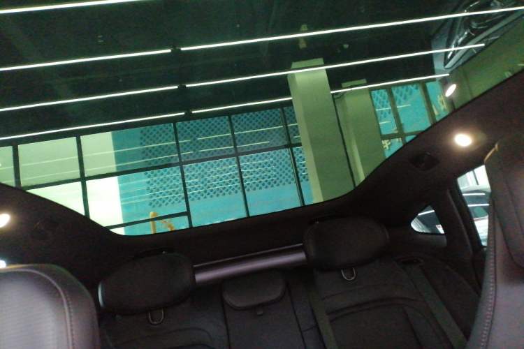 Used Avatr 06 2025 Max Extended-Range Edition Headliner