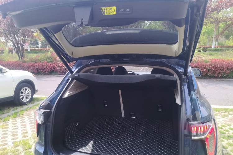 Used Lynk & Co 01 2017 2.0T Two-Wheel Drive Zhaopu Version