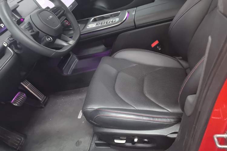 Used Xiaomi Auto SU7 2024 Four-Wheel Drive Ultra-Long Range Advanced Intelligent Driving Max Edition Left Front Seat